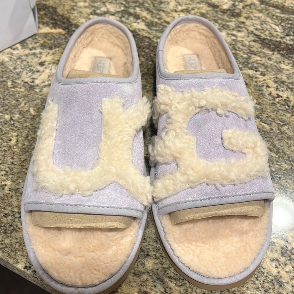 Ugg Slide - image 1